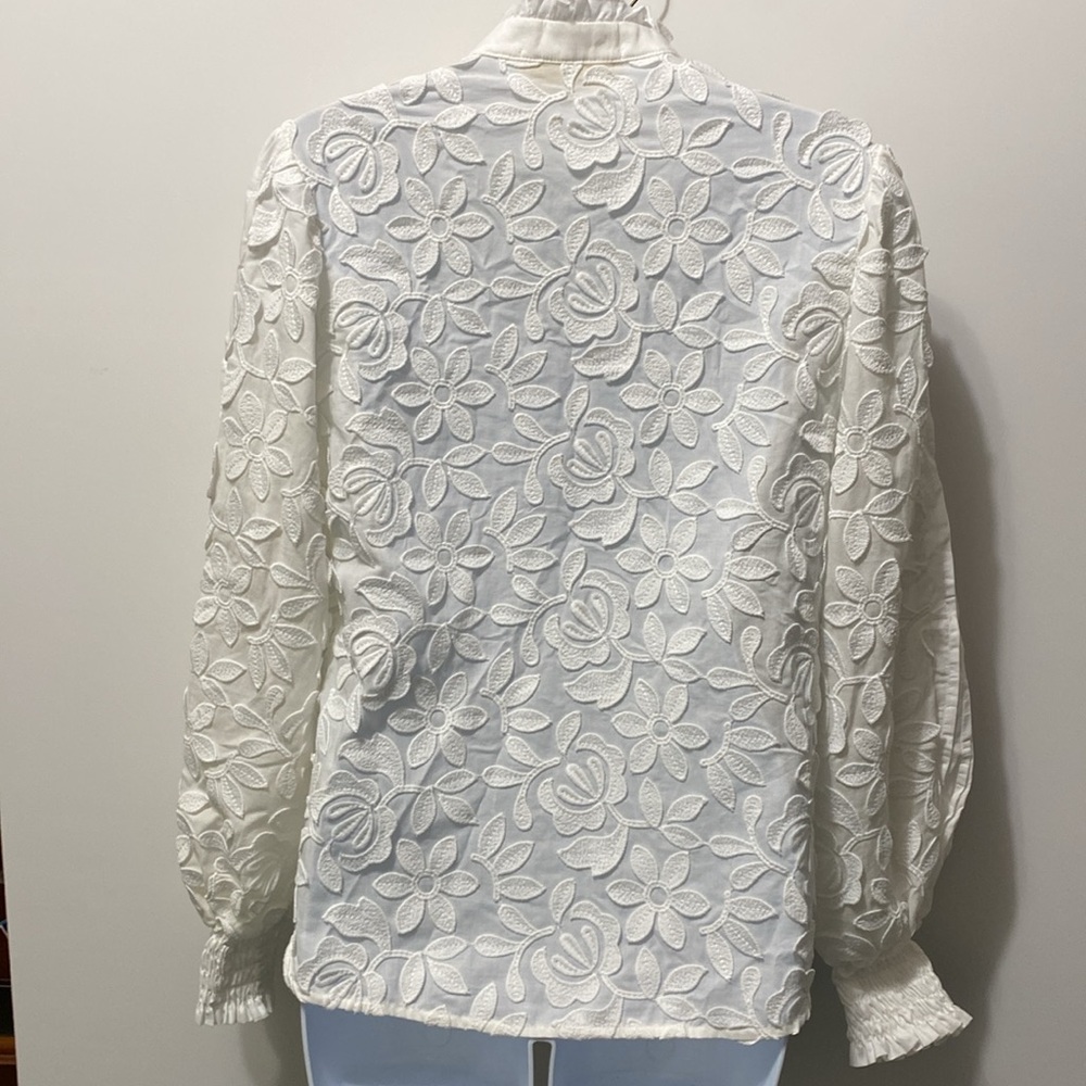 Waimari Magnolia Ruffled Floral Top - Picture 3 of 16